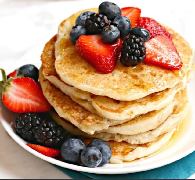 Fluffy Protein Pancakes