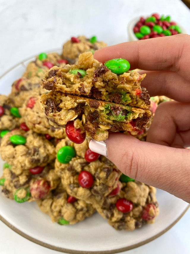 Oatmeal M&M Chocolate Chip Cookies
