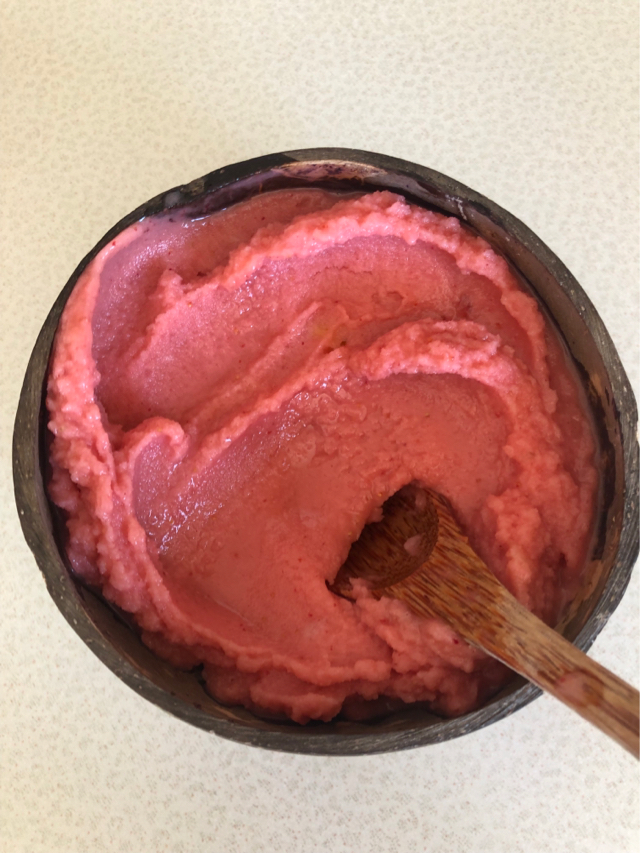 Watermelon twist smoothie bowl