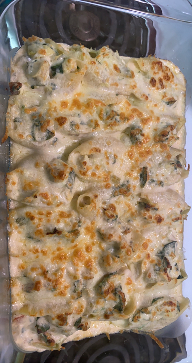 Spinach stuffed shells 