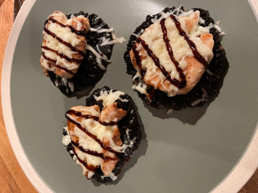 Portobello mushrooms with chicken