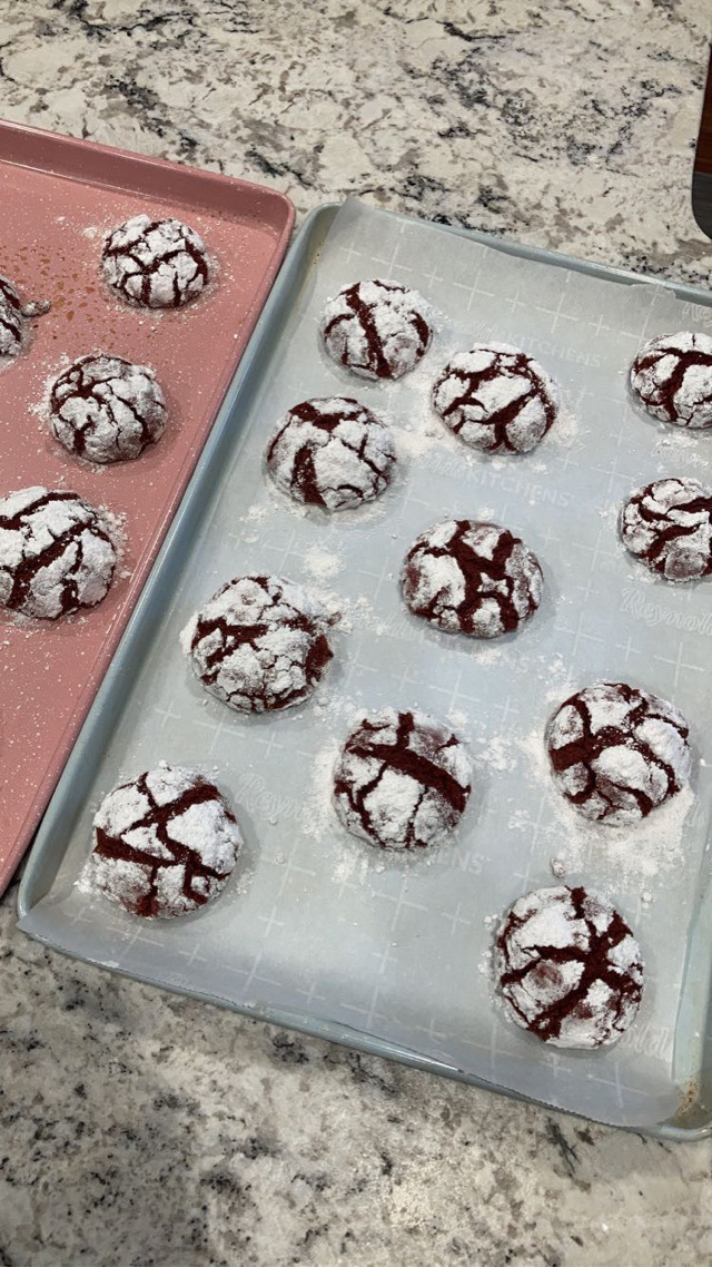 red velvet cookies