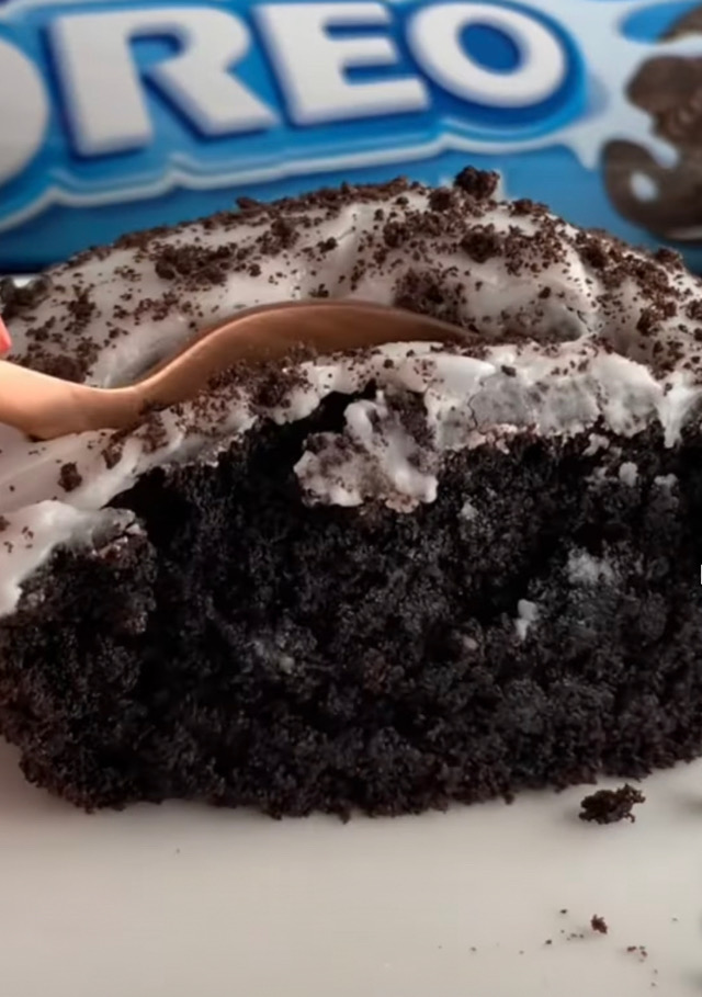 Mini Oreo cakes