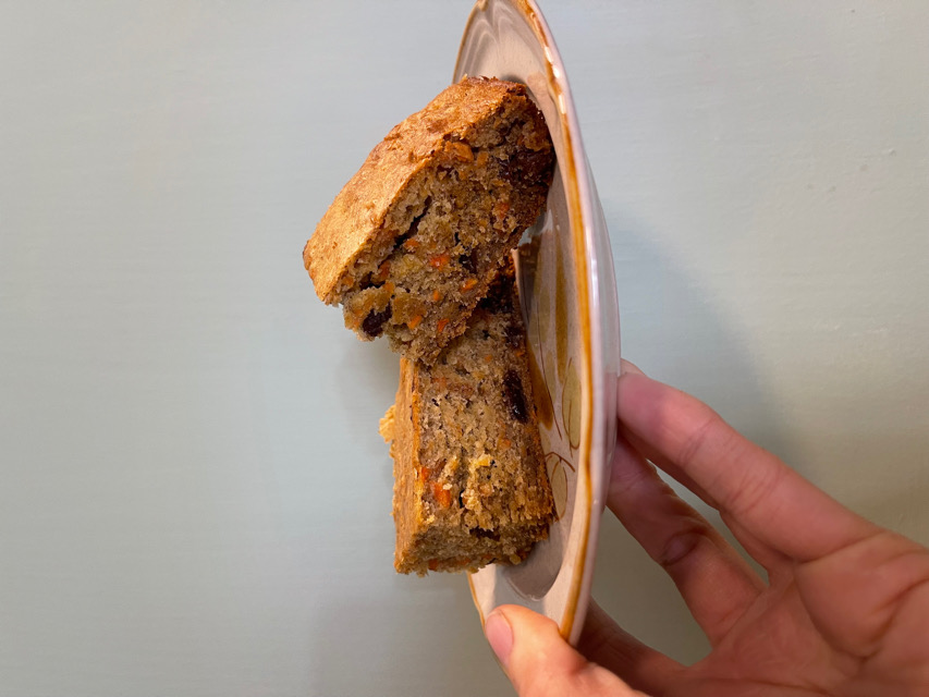 Banana carrot cake