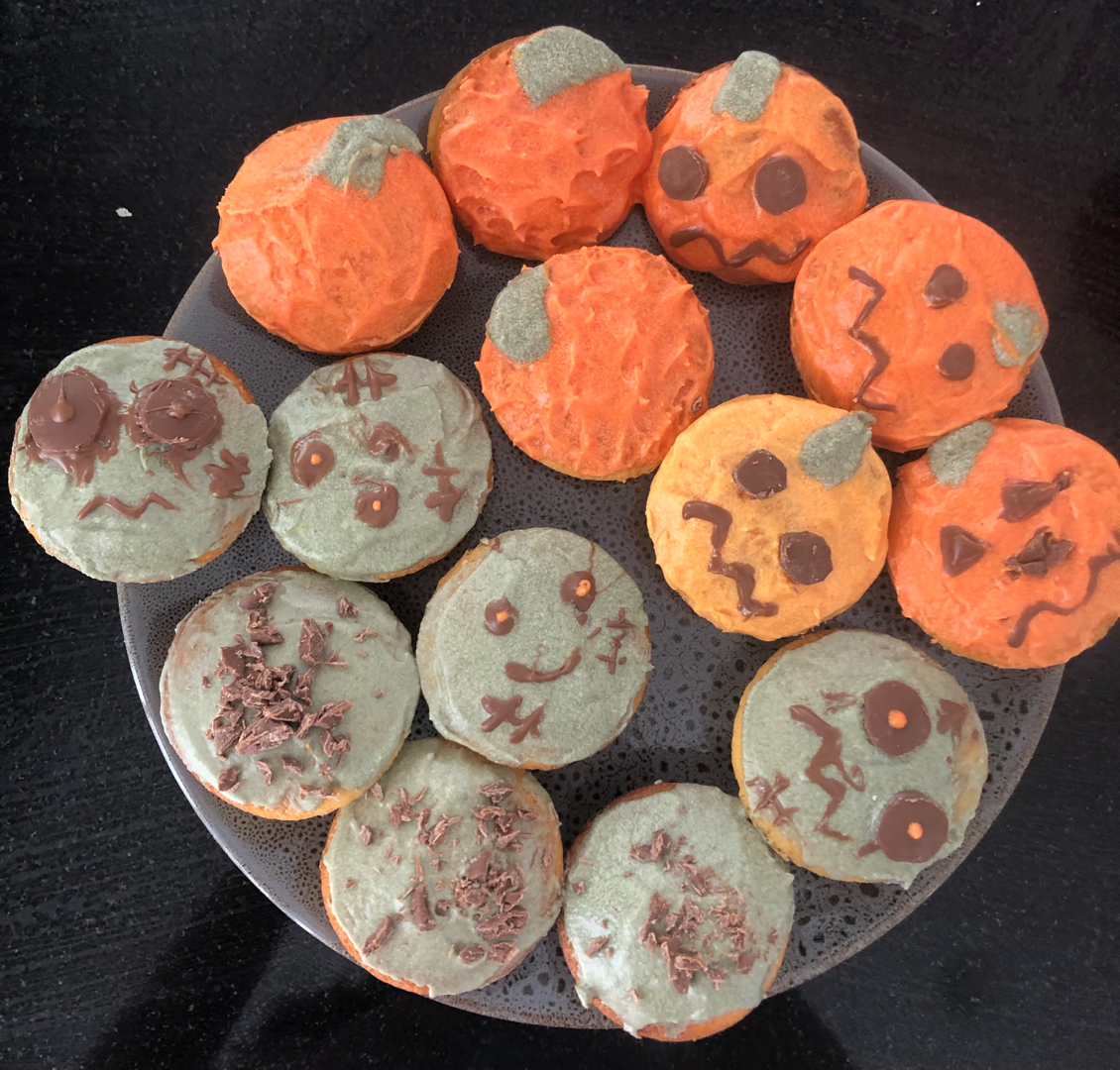 Vanilla Halloween Cupcakes