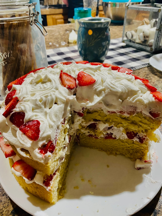 Strawberry shortcake cake