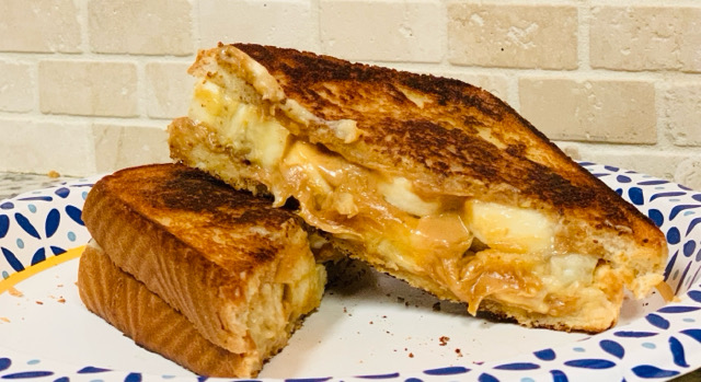 Grilled Honey butter banana sandwich