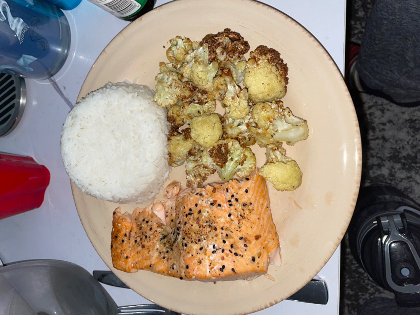 Salmon w/ roasted cauliflower