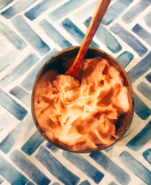 Pineapple strawberry smoothie