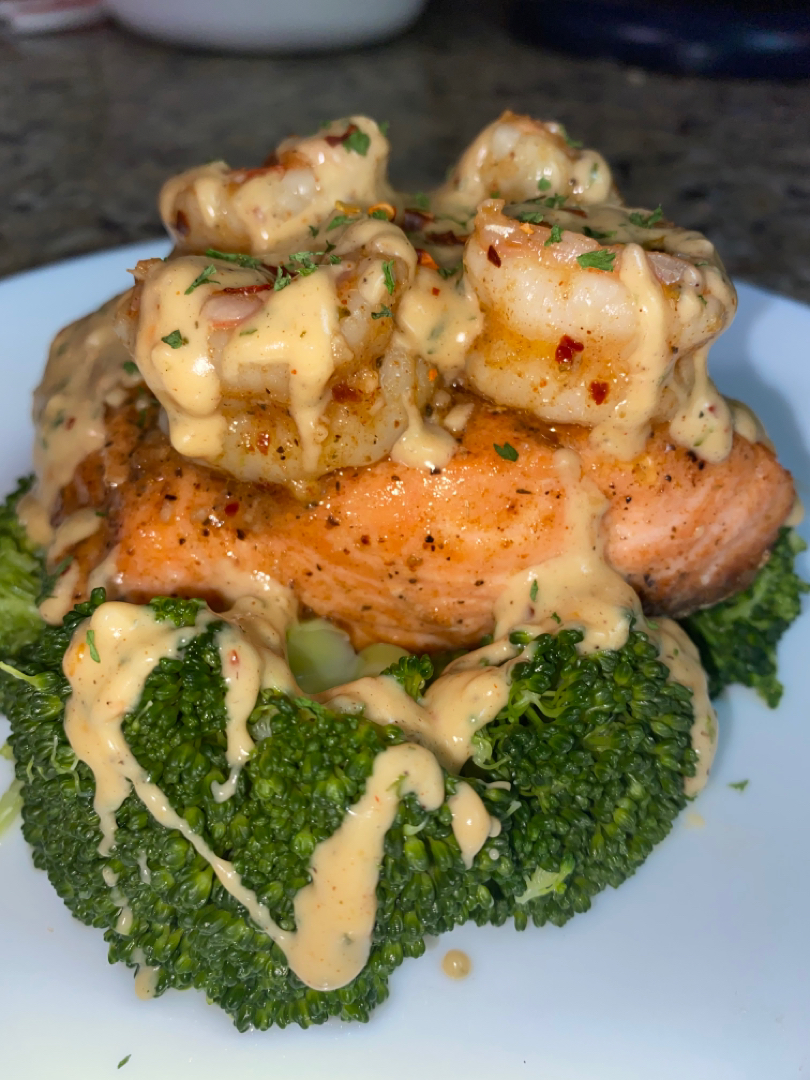 Cajun Salmon & Shrimp w/creamy garlic sauc