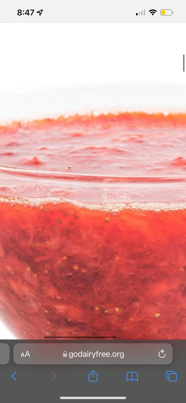 Vegan strawberry sauce