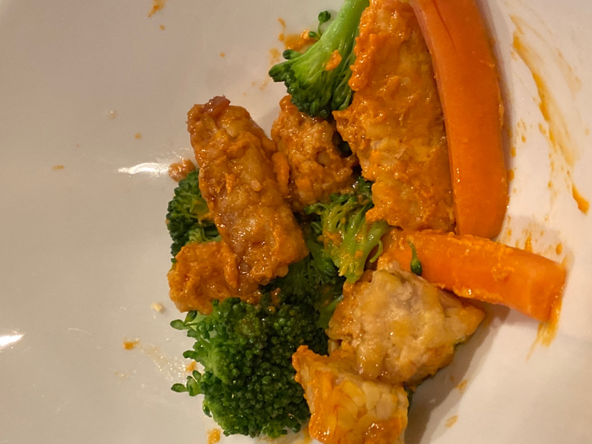 Sautéed Buffalo Tempeh w/ Steamed Veggies