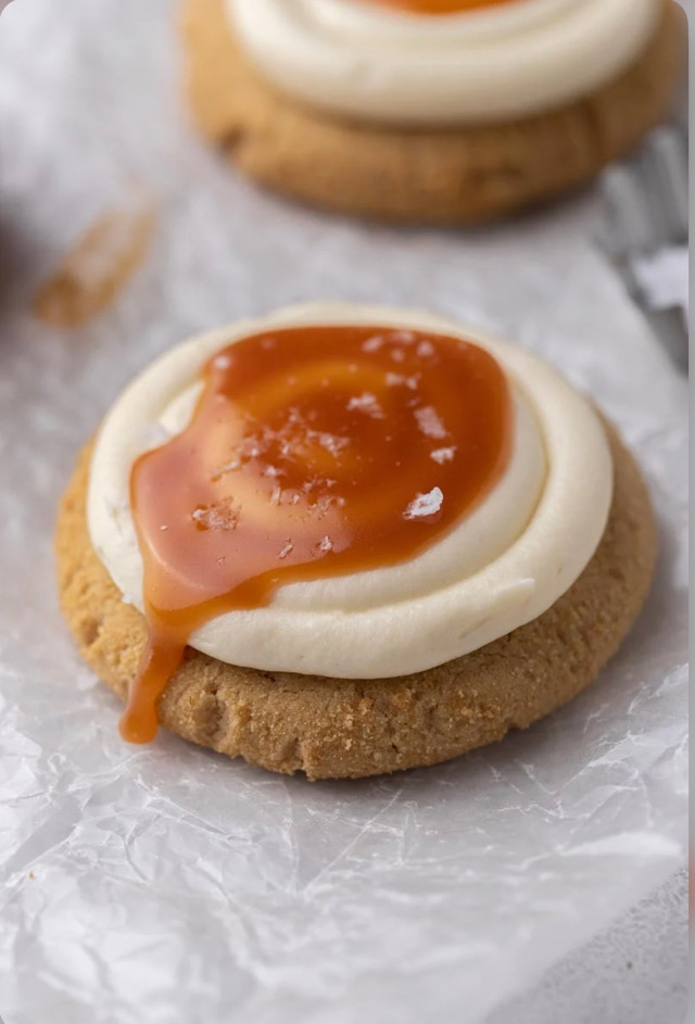 Crumble cookie Carmel cookie recipe!