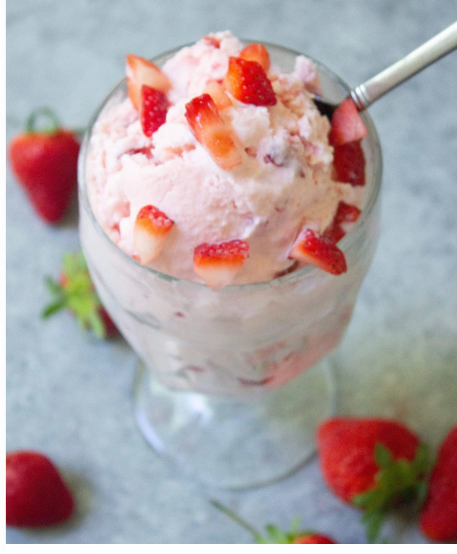 Strawberry bag ice cream